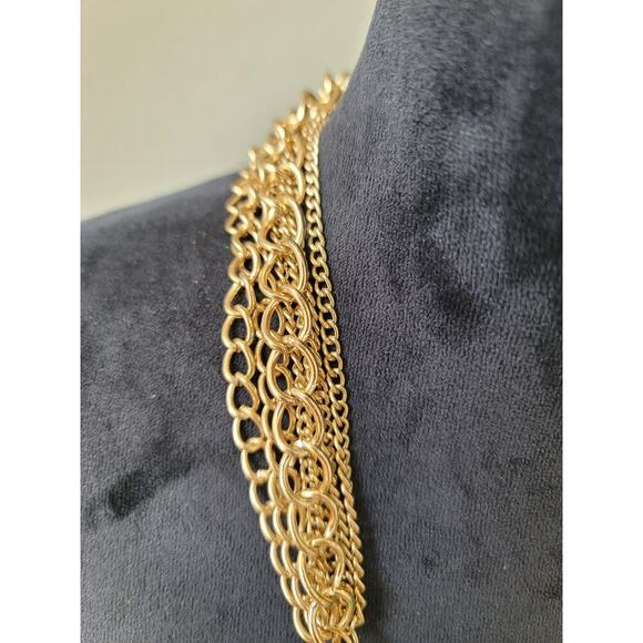 Women's Chunky Green Resin Chain Necklace With Gold Lobster Clasp Lock - Picture 6 of 7